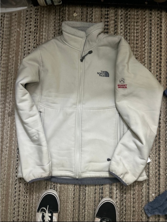 The North Face Jackets & Blazers - The North Face Women’s Summit Series Cream Fleece Jacket size Large